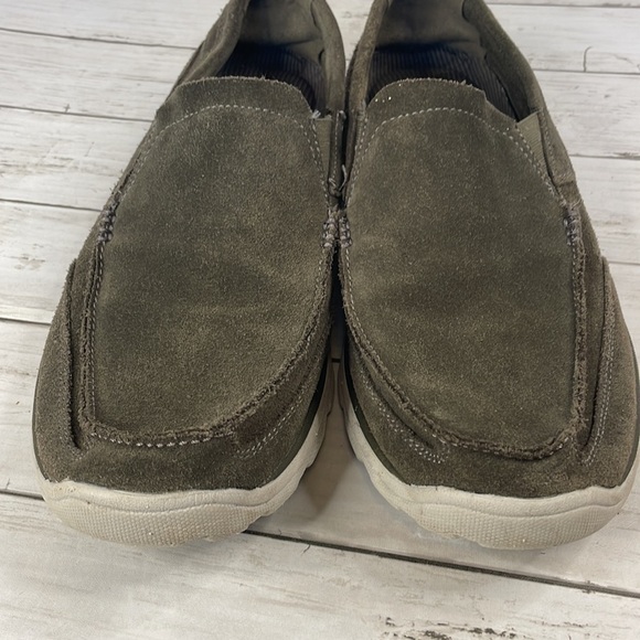 Skechers Relaxed Fit MIlford Suede Slip-on Loafer - Picture 12 of 12